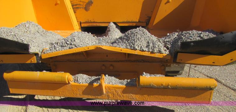 image for item 8447 Ingersoll Rand 650P asphalt paver