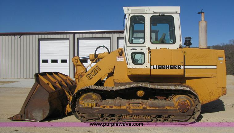 image for item 8448 Liebherr LR631C track loader