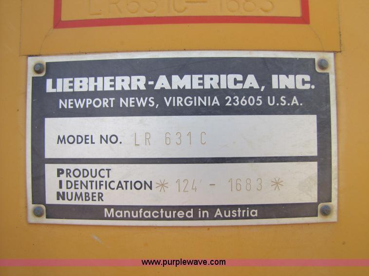 image for item 8448 Liebherr LR631C track loader