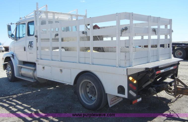 image for item 8517 1996 Freightliner FL112 service truck