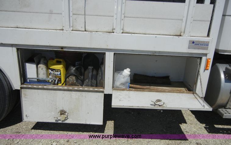 image for item 8517 1996 Freightliner FL112 service truck