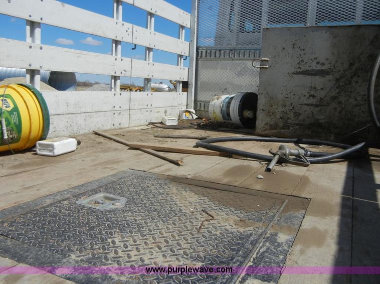 image for item 8517 1996 Freightliner FL112 service truck