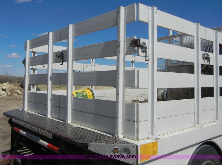 image for item 8517 1996 Freightliner FL112 service truck