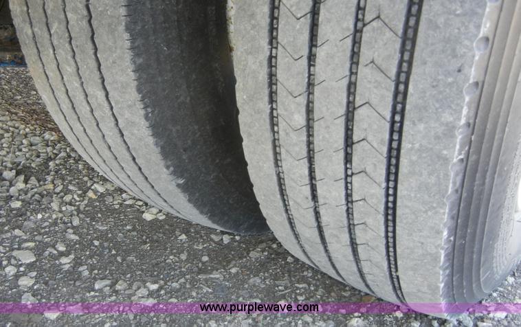 image for item 8517 1996 Freightliner FL112 service truck