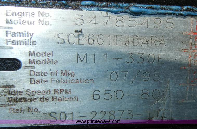 image for item 8518 1996 Freightliner FL112 service truck