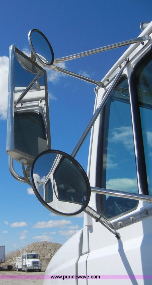 image for item 8518 1996 Freightliner FL112 service truck