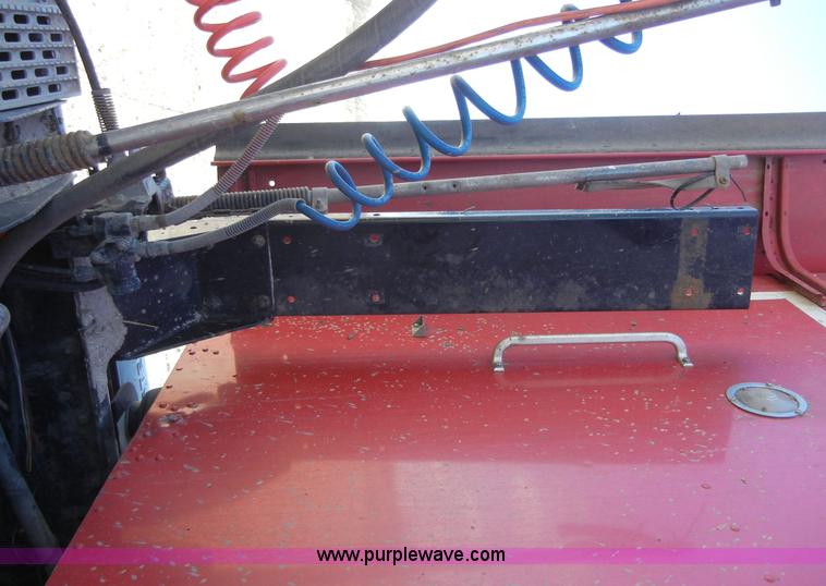 image for item 8537 1995 Kenworth T600  semi truck