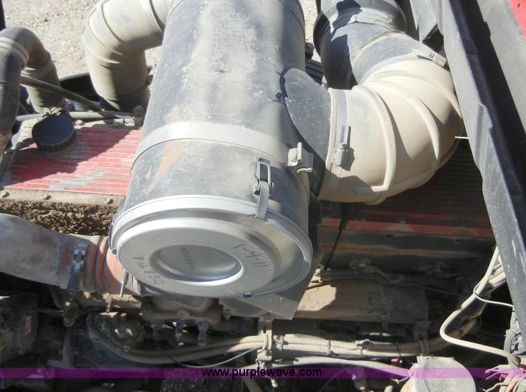 image for item 8537 1995 Kenworth T600  semi truck