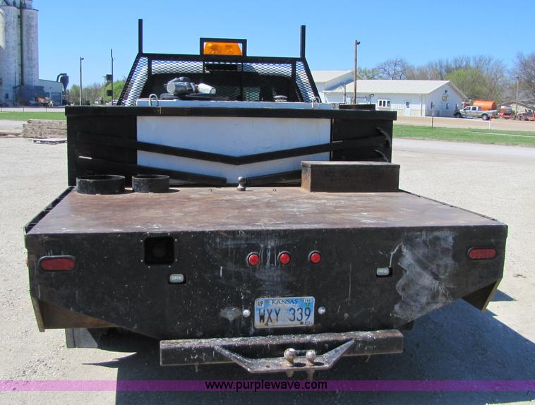 image for item 8644 2006 Ford F450 XLT Super Duty service truck