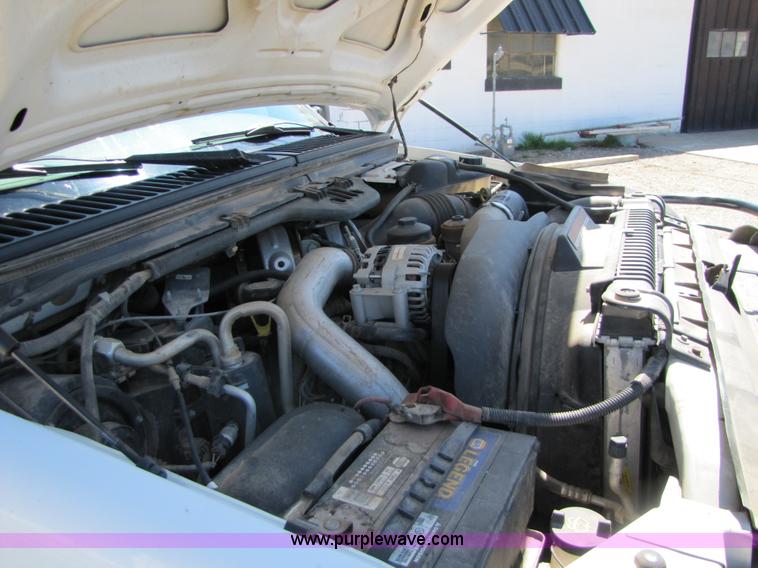 image for item 8644 2006 Ford F450 XLT Super Duty service truck