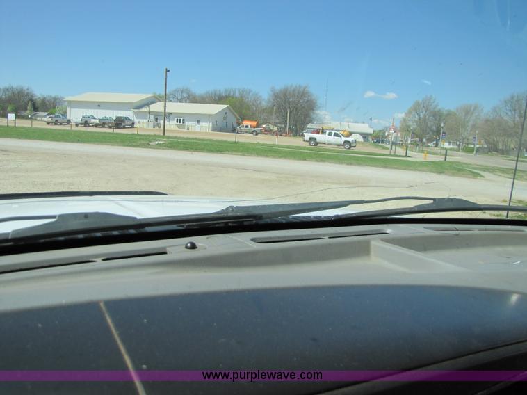 image for item 8644 2006 Ford F450 XLT Super Duty service truck