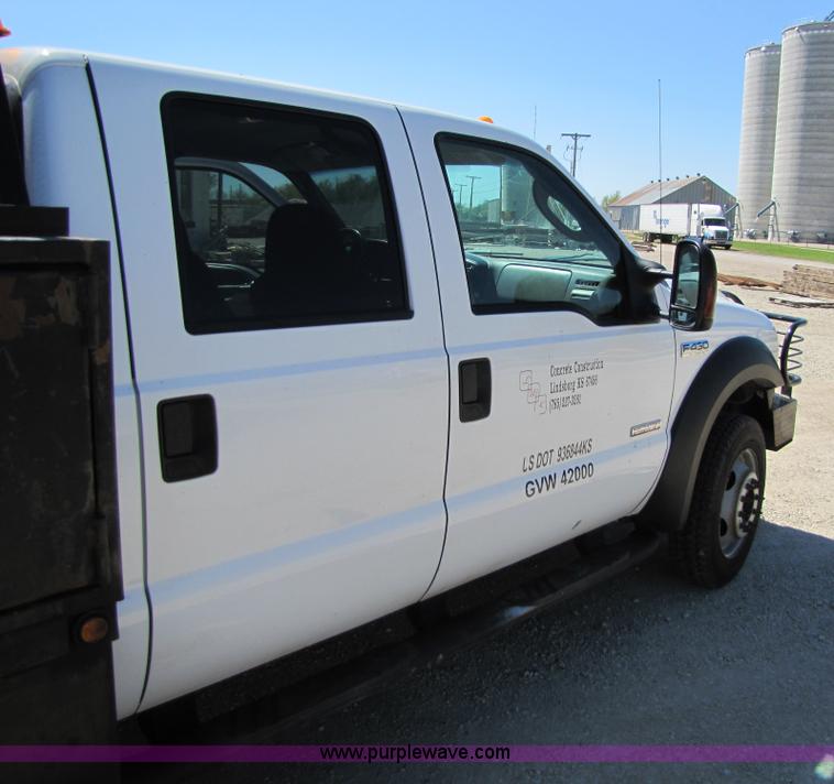 image for item 8644 2006 Ford F450 XLT Super Duty service truck