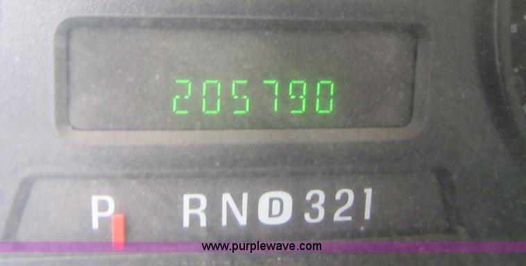 image for item 8644 2006 Ford F450 XLT Super Duty service truck