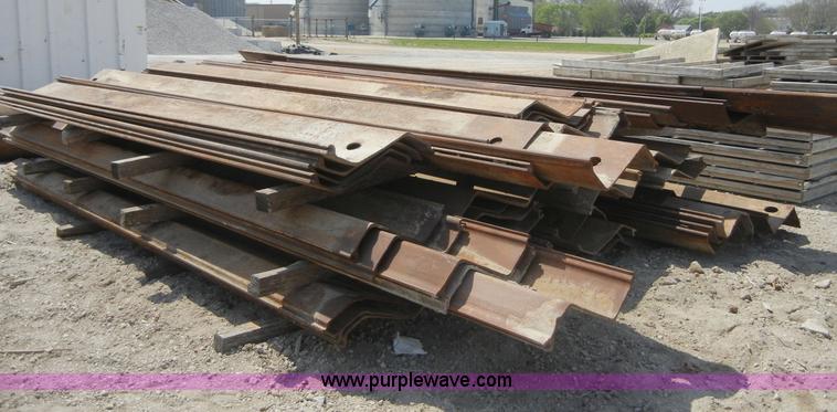 image for item 8767 (60) lengths of sheet piling