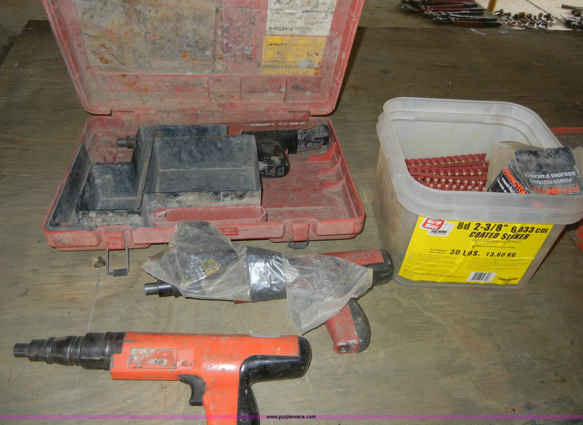 (6) power fastener guns in KS Item 8745 sold Purple Wave