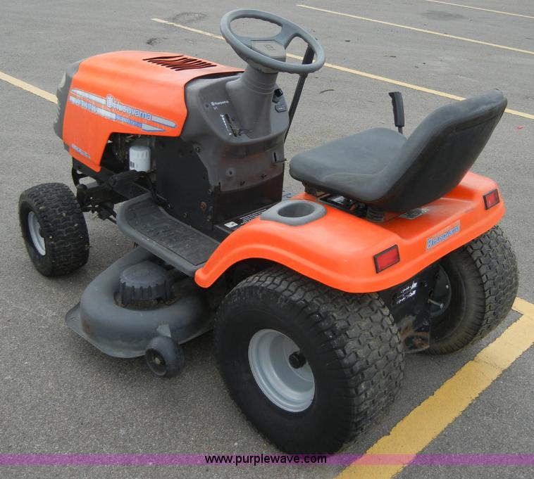 image for item 2031 Husqvarna YTH1746 lawn mower