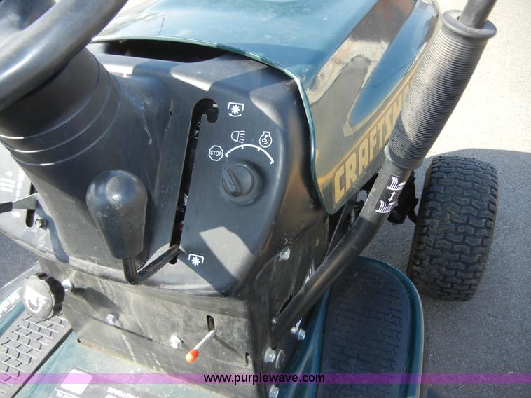 image for item 2120 Craftsman lawn tractor