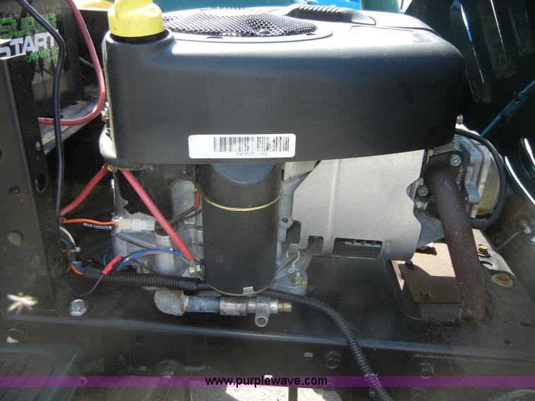 image for item 2120 Craftsman lawn tractor