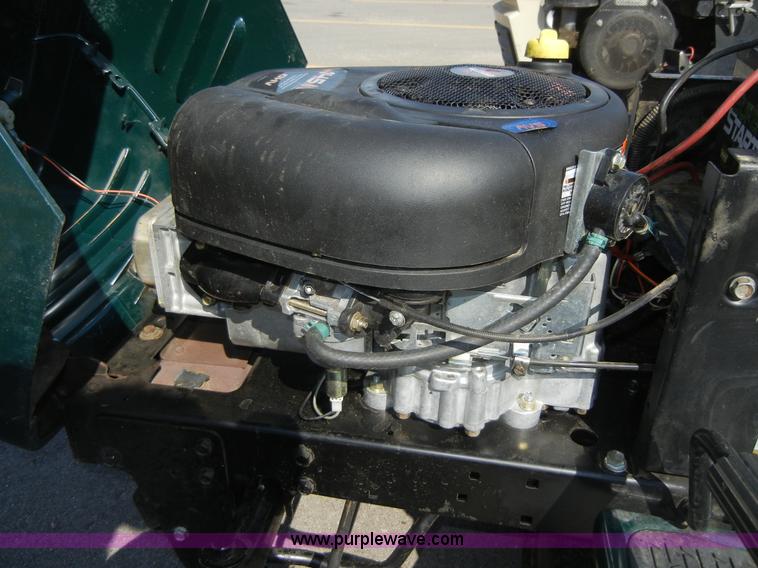 image for item 2120 Craftsman lawn tractor