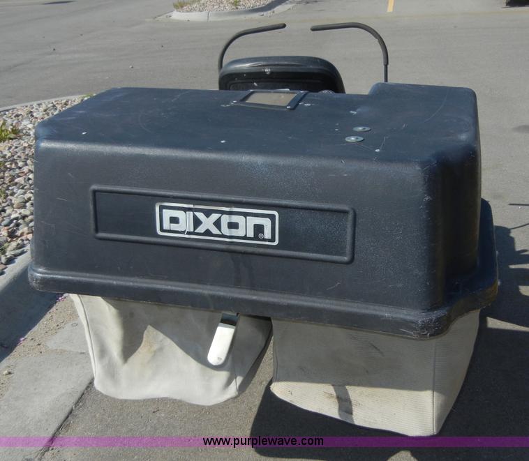 image for item 2122 Dixon 3304 ZTR mower