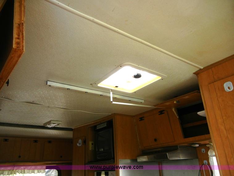 image for item 2365 1976 Winnebago Brave RV camper