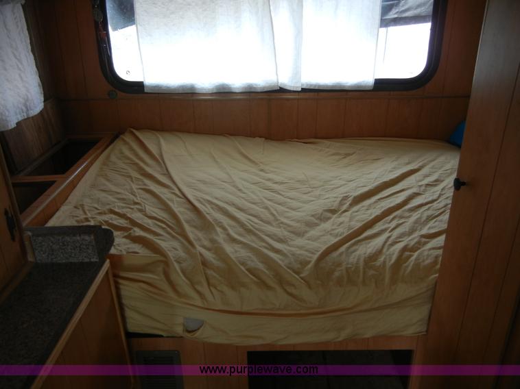 image for item 2365 1976 Winnebago Brave RV camper
