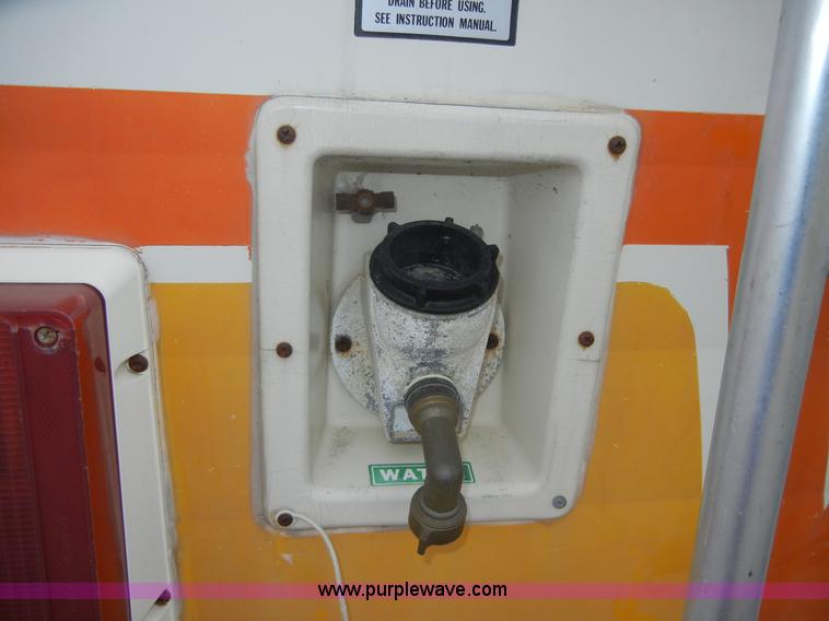 image for item 2365 1976 Winnebago Brave RV camper