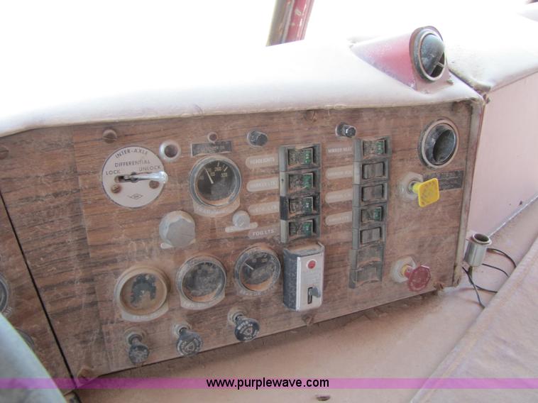 image for item 3472 1984 Marmon semi truck