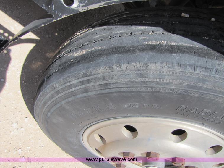 image for item 3472 1984 Marmon semi truck