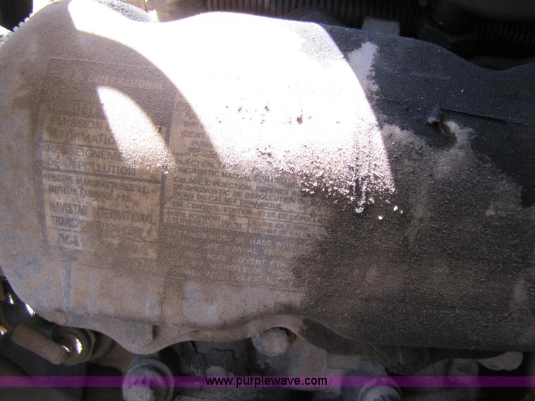 image for item 3473 1992 Ford F350 Super Duty Western Hauler pickup truck