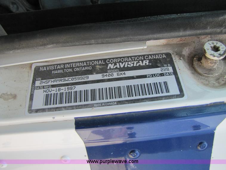 image for item 3518 1998 International 9400 semi truck