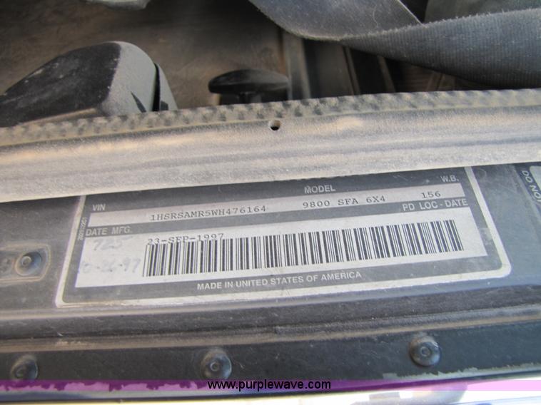 image for item 3523 1998 International 9800 semi truck