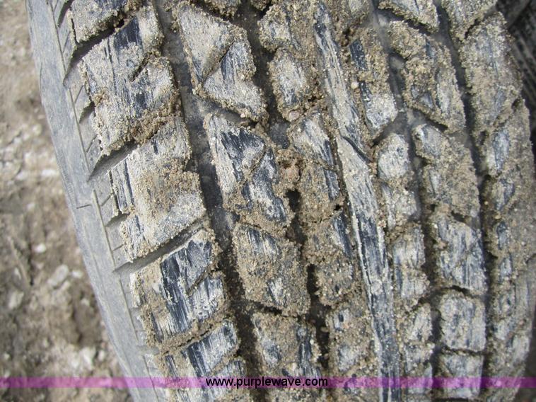 image for item 3817 2001 King mini truck