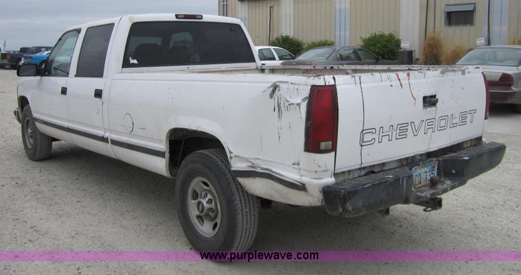 image for item 4377 1997 Chevrolet C3500 crew cab pickup truck