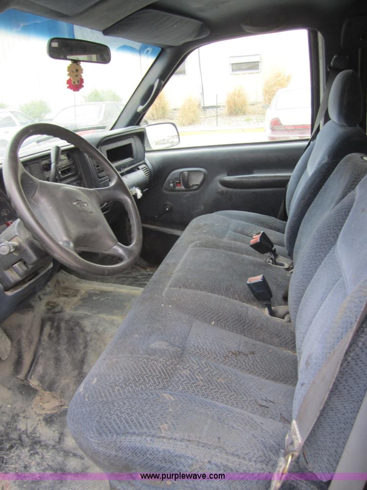 image for item 4377 1997 Chevrolet C3500 crew cab pickup truck