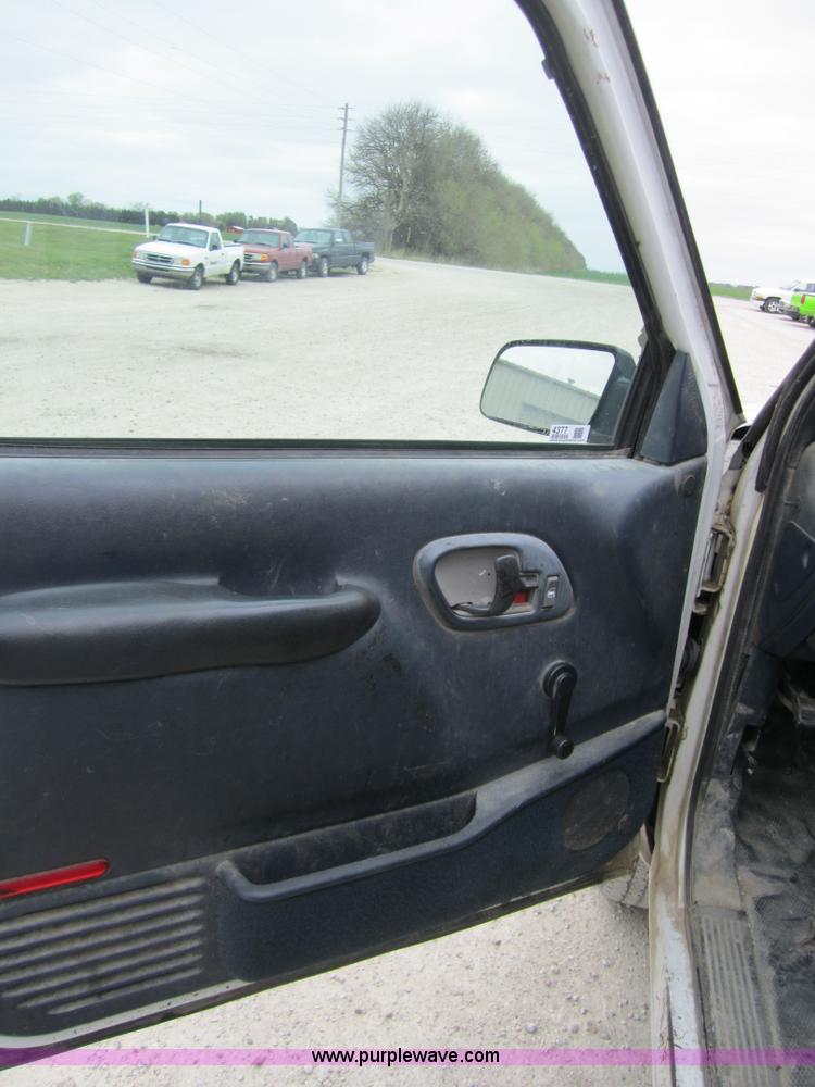 image for item 4377 1997 Chevrolet C3500 crew cab pickup truck