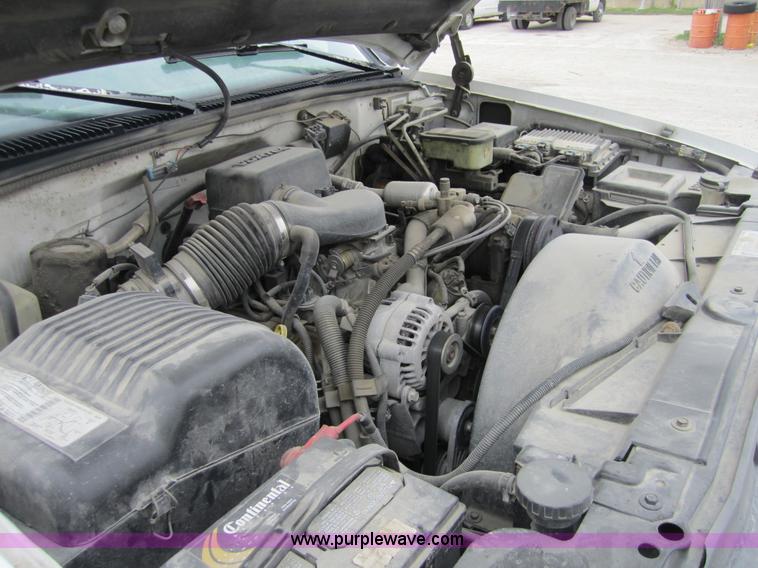 image for item 4377 1997 Chevrolet C3500 crew cab pickup truck