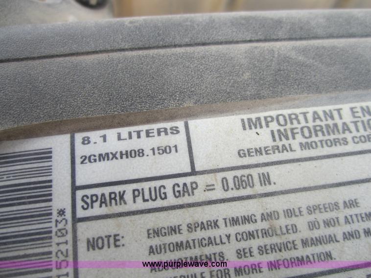 image for item 4378 2002 GMC Sierra 2500HD pickup truck