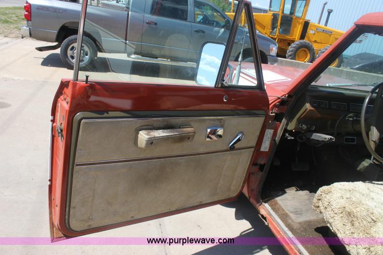 image for item 6080 1978 International Scout Rally SUV