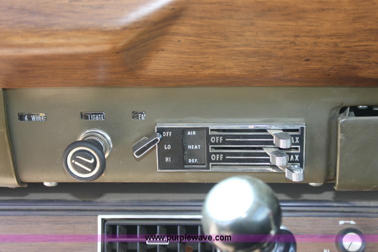 image for item 6080 1978 International Scout Rally SUV