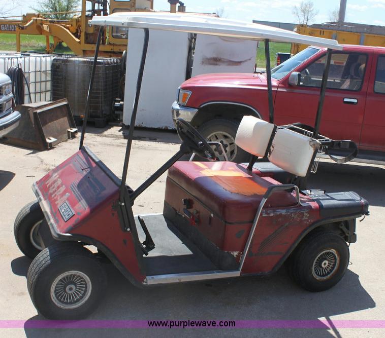 image for item 6081 EZ Go golf cart