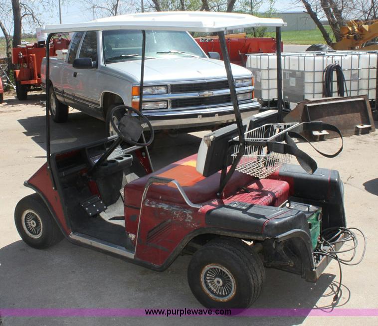 image for item 6081 EZ Go golf cart