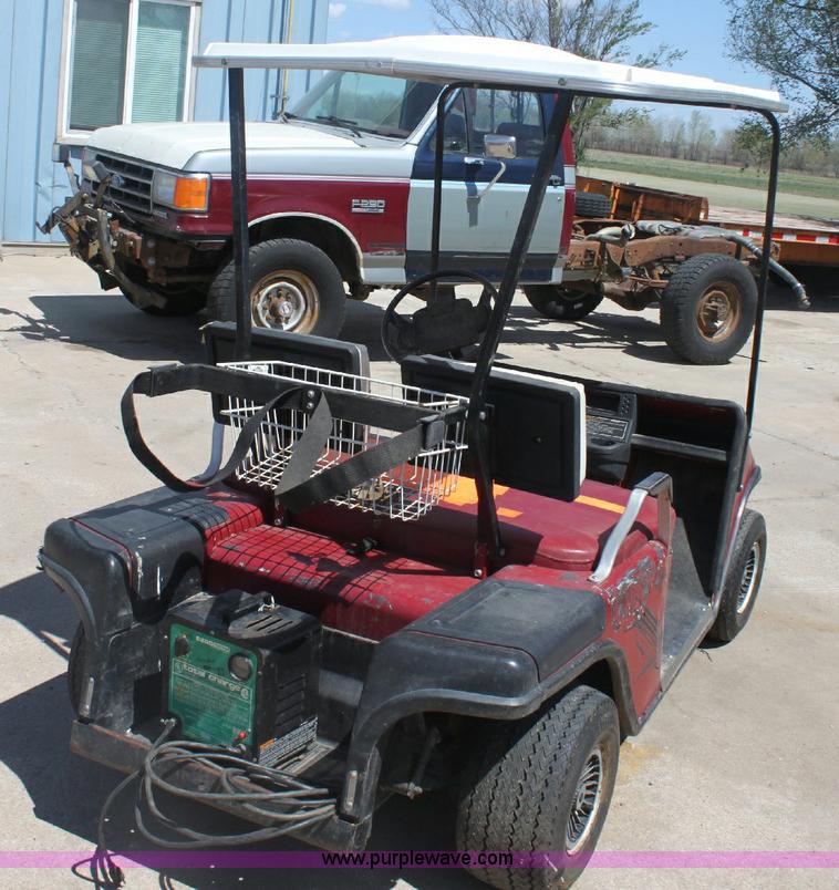 image for item 6081 EZ Go golf cart