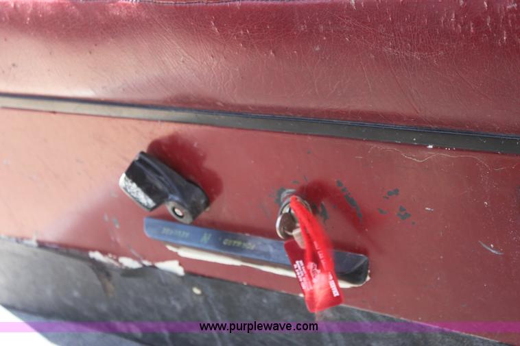 image for item 6081 EZ Go golf cart