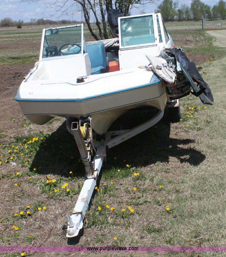 image for item 6082 1976 Invader Capri 16' open bow boat