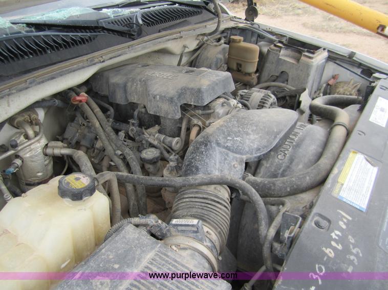 image for item 6417 2000 Chevrolet 1500 Silverado pickup truck