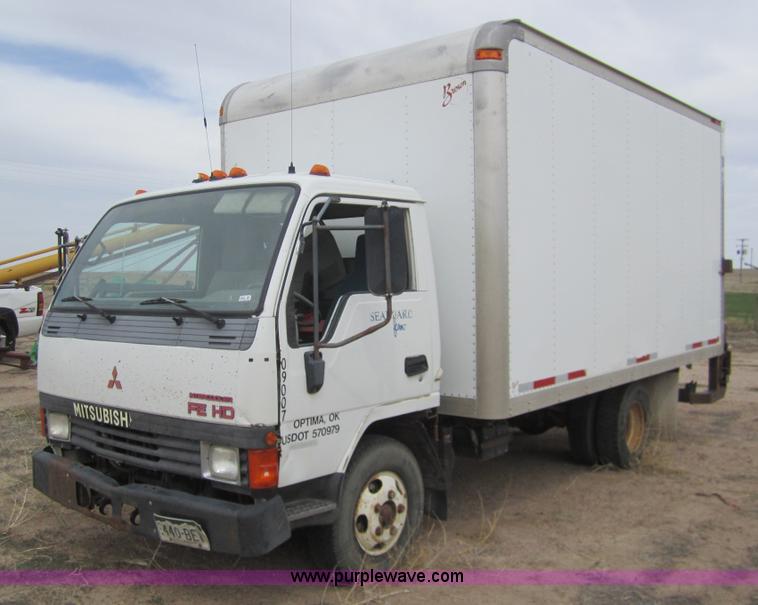 image for item 6424 1994 Mitsubishi box truck