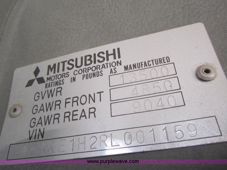image for item 6424 1994 Mitsubishi box truck