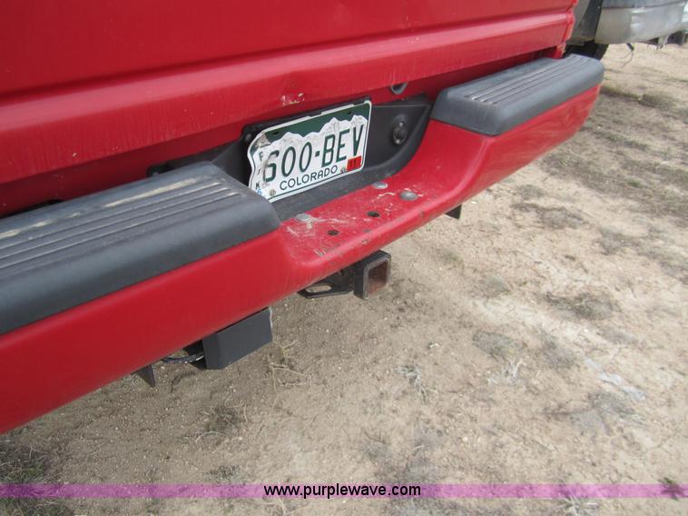 image for item 6426 2001 Dodge 1500 pickup truck