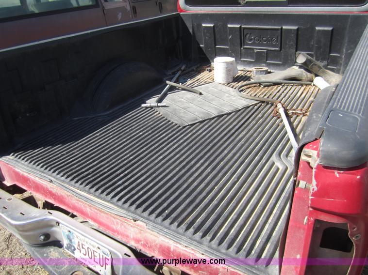 image for item 6461 1998 Ford F150 Supercab pickup truck